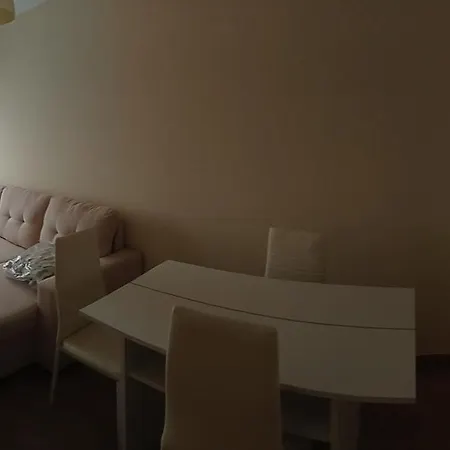 Donato Apartment *